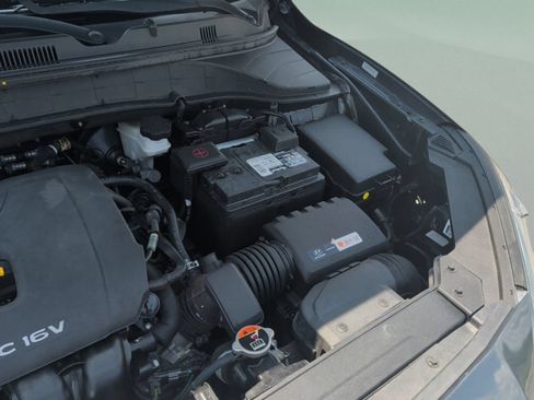 Used 2019 Hyundai Kona SE FWD image 10