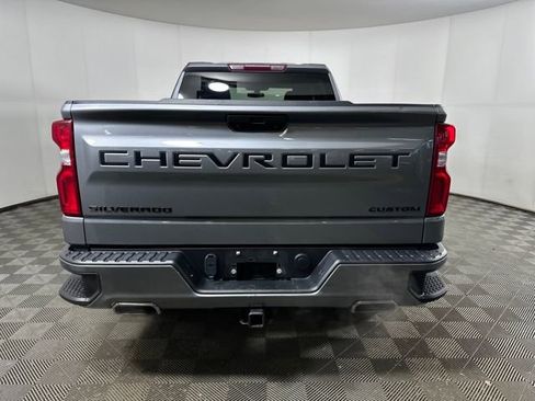 Used 2021 Chevrolet Silverado 1500 Custom image 4