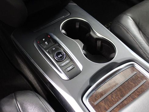 Used 2020 Acura MDX FWD image 33