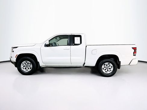 Used 2024 Nissan Frontier SV AWD/4WD image 4