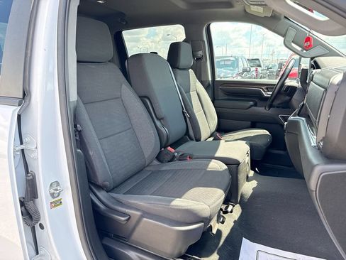 Used 2024 Chevrolet Silverado 2500 LT AWD/4WD image 25