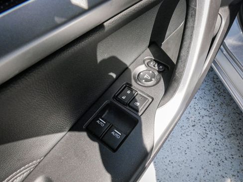 Used 2015 Honda Accord EX-L image 15