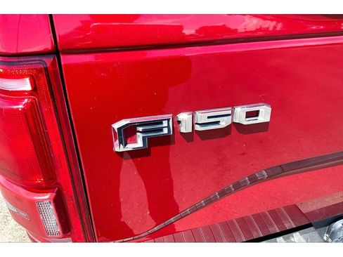 Used 2017 Ford F150 Lariat w/ Equipment Group 502A Luxury AWD/4WD image 9