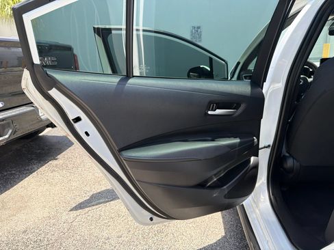 Used 2022 Toyota Corolla SE FWD image 11