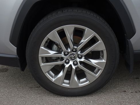 Used 2020 Toyota RAV4 Limited w/ All Weather Liner Package AWD/4WD image 28