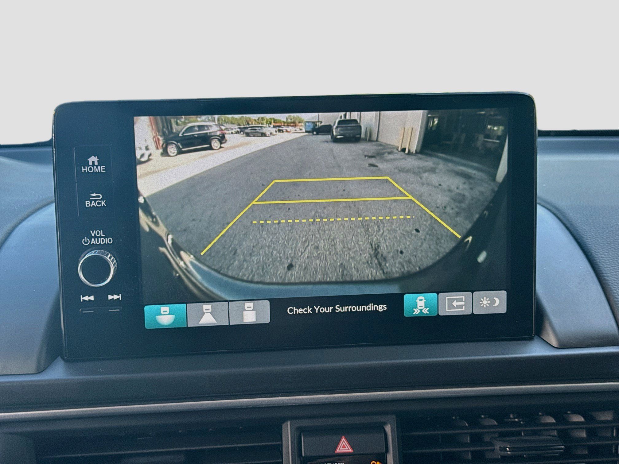 Used 2025 Honda Pilot EX-L image 13