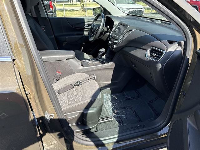Certified 2024 Chevrolet Equinox LT FWD image 46