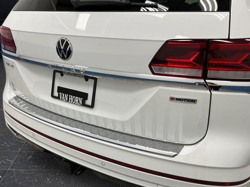 Used 2022 Volkswagen Atlas SEL Premium AWD/4WD image 40