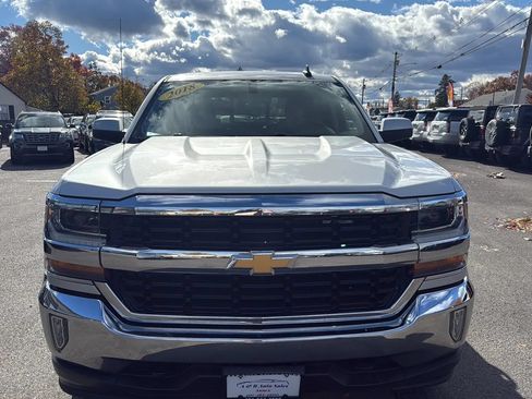 Used 2018 Chevrolet Silverado 1500 LT w/ All Star Edition AWD/4WD image 2