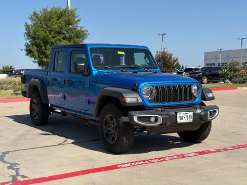 Used 2026 Jeep Gladiator Sport AWD/4WD image 1