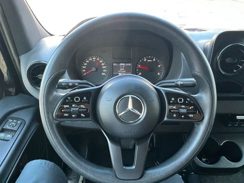 Used 2019 Mercedes-Benz Sprinter 2500 w/ Acoustic Package image 12