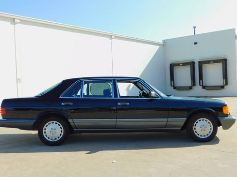 Used 1991 Mercedes-Benz 420 SEL image 8