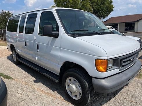 Used 2007 Ford E-150 and Econoline 150 XL image 3