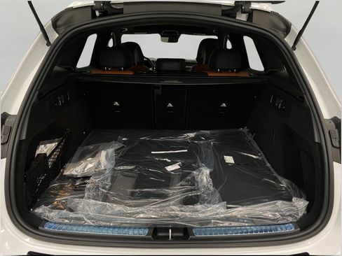 New 2026 Mercedes-Benz GLC 300 4MATIC image 5