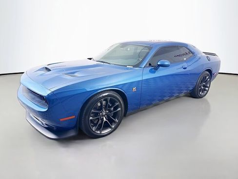 Used 2021 Dodge Challenger R/T Scat Pack image 3