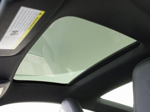 Used 2024 Porsche 911 Carrera S w/ Premium Package image 19