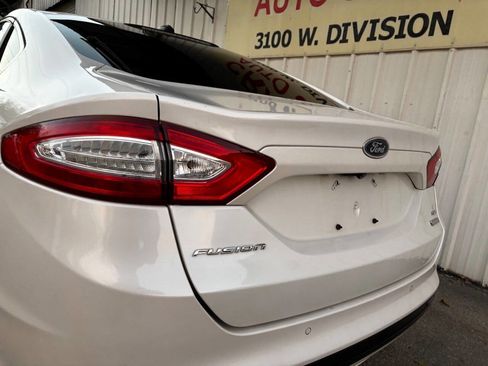 Used 2016 Ford Fusion SE w/ Equipment Group 202A image 6