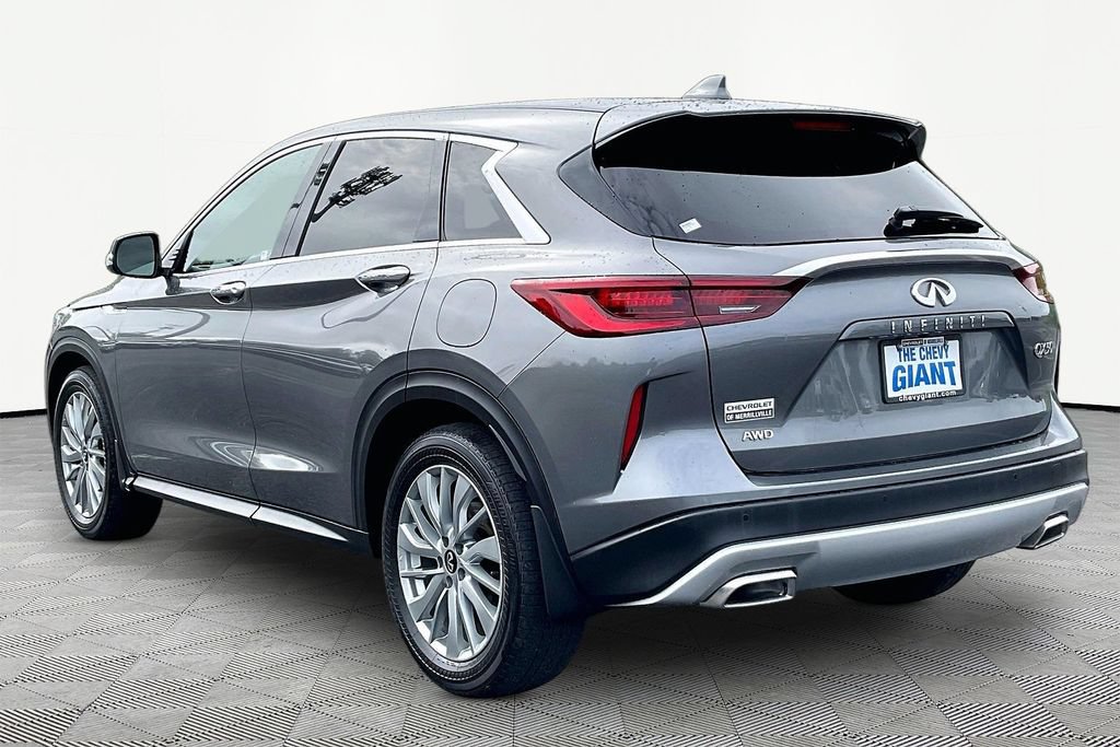 Used 2023 INFINITI QX50 Pure AWD/4WD image 4