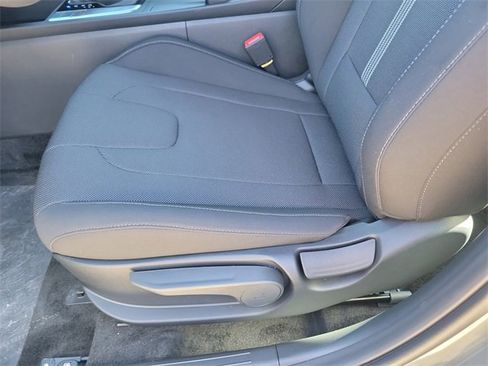 New 2026 Hyundai Elantra SE image 15