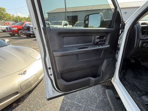 Used 2020 RAM 2500 Tradesman RWD image 12