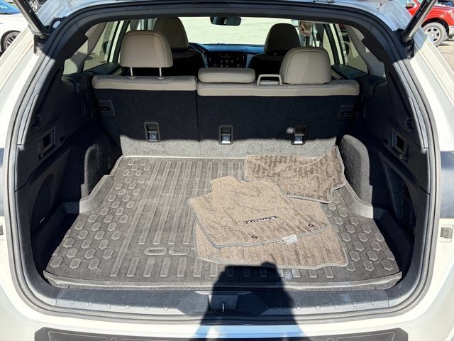 Used 2020 Subaru Outback Limited AWD/4WD image 32