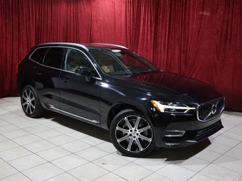 Used 2020 Volvo XC60 T6 Inscription w/ Protection Package Premier AWD/4WD image 2