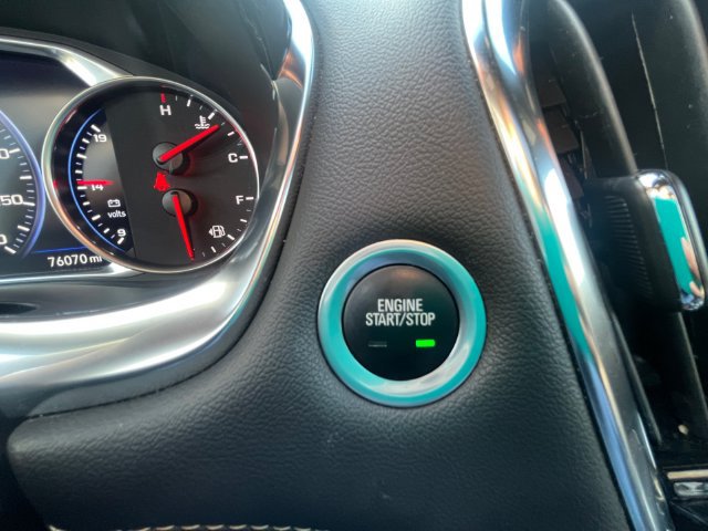 Used 2024 Chevrolet Traverse Premier w/ Redline Edition FWD image 19