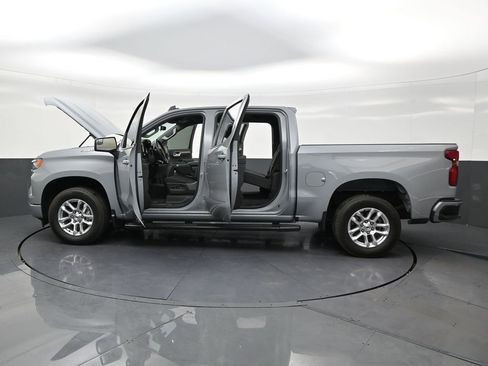 Used 2024 Chevrolet Silverado 1500 RST image 30