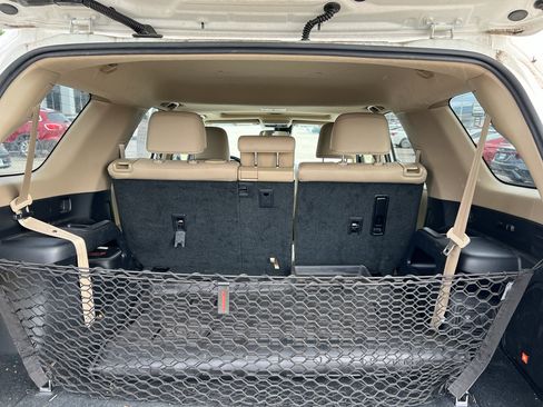 Used 2022 Toyota 4Runner Limited AWD/4WD image 8