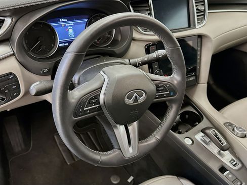 Used 2023 INFINITI QX50 Luxe AWD/4WD image 18