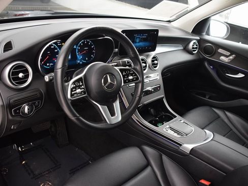 Certified 2022 Mercedes-Benz GLC 300 image 19