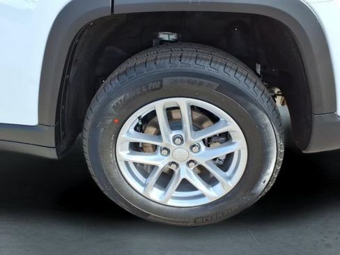 New 2026 Jeep Grand Cherokee Laredo X AWD/4WD image 10