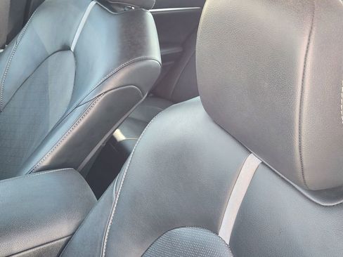 Used 2024 Toyota Camry XSE FWD image 18