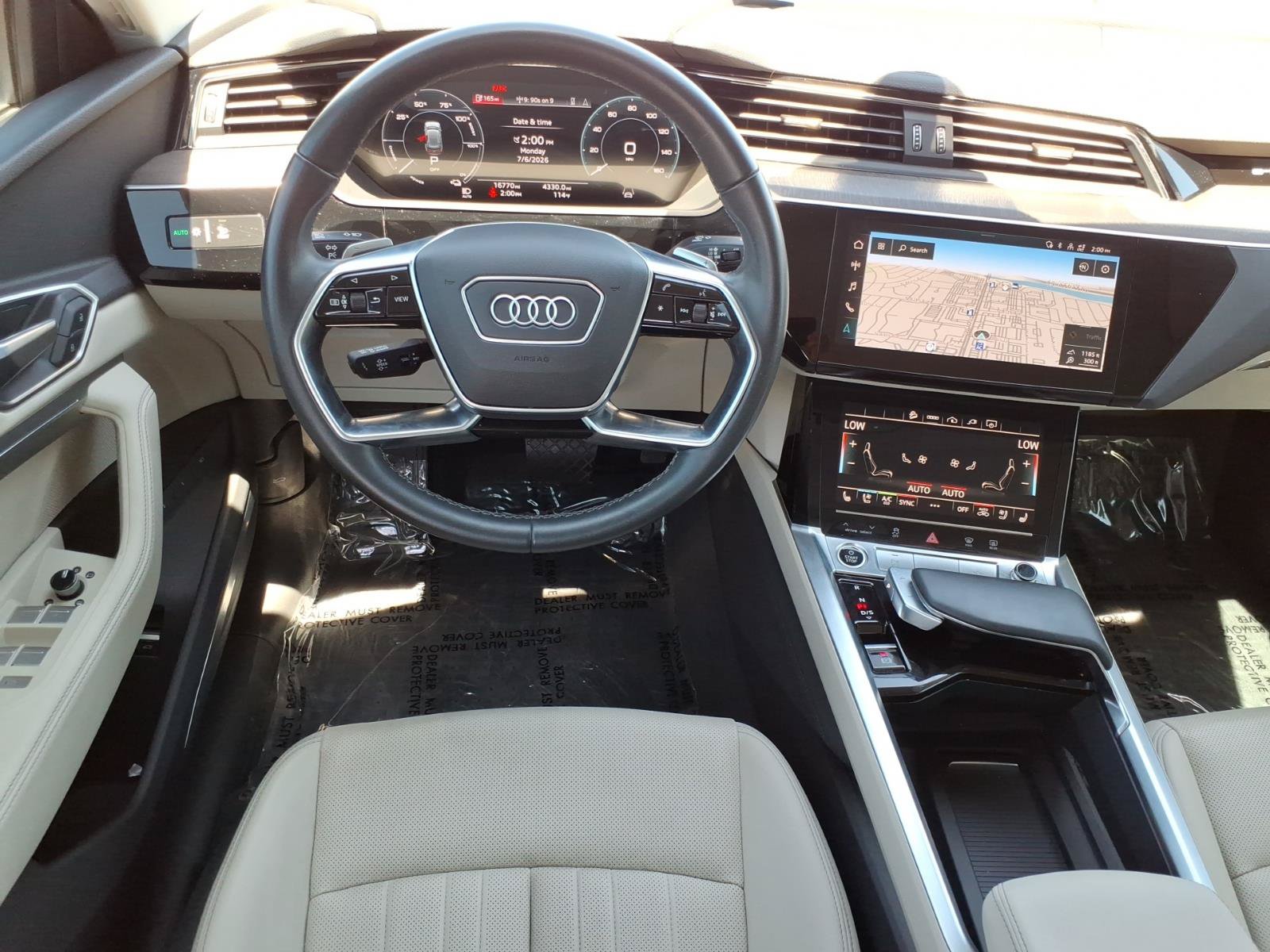 Used 2024 Audi Q8 e-tron Premium Plus w/ Premium Plus Package AWD/4WD image 26
