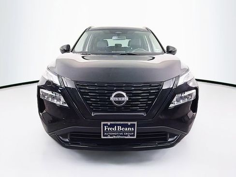 Certified 2023 Nissan Rogue SV w/ SV Premium B Package image 2