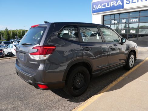 Used 2020 Subaru Forester AWD/4WD image 7