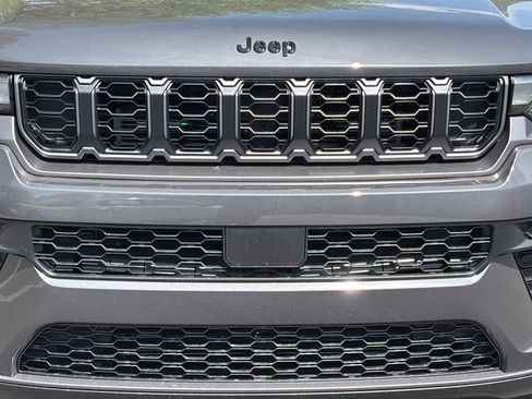 New 2026 Jeep Grand Cherokee Altitude image 47