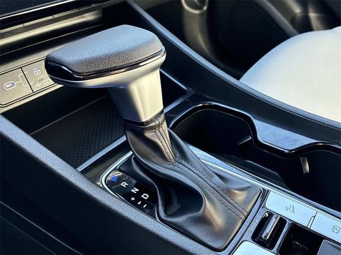 Used 2025 Hyundai Santa Cruz SEL image 26