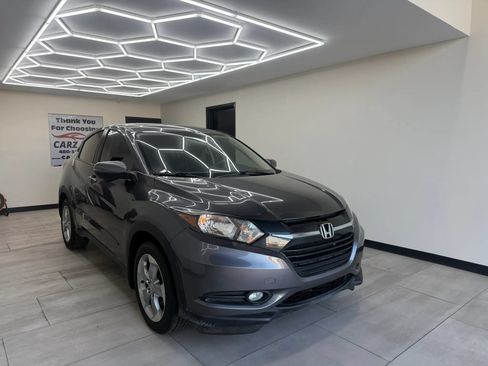 Used 2017 Honda HR-V EX image 12