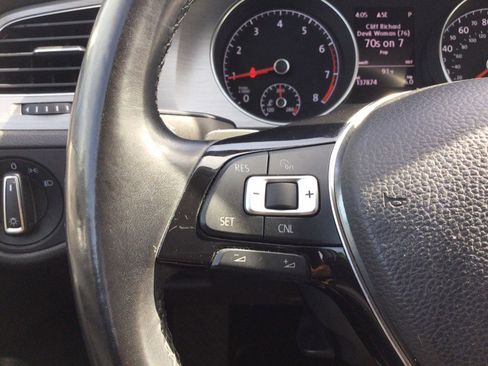 Used 2016 Volkswagen Golf S FWD image 27