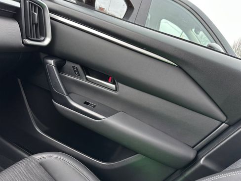 Certified 2025 MAZDA CX-50 AWD 2.5 S w/ Weather Package image 35