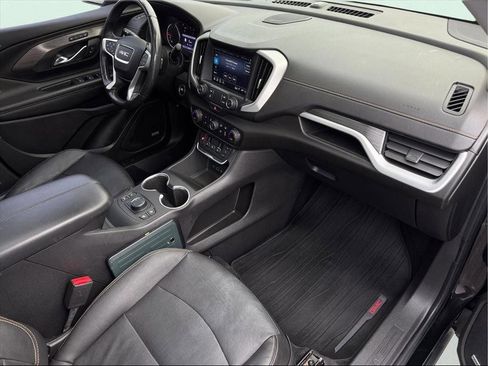 Used 2019 GMC Terrain SLT w/ Preferred Package image 17