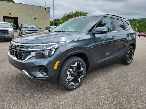 New 2026 Kia Seltos EX image 21