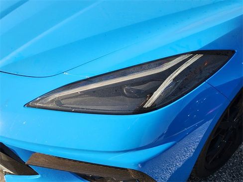 Used 2022 Chevrolet Corvette Stingray Premium Conv w/ Z51 Performance Package image 6