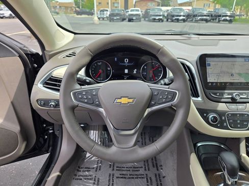 Used 2024 Chevrolet Malibu LT image 31
