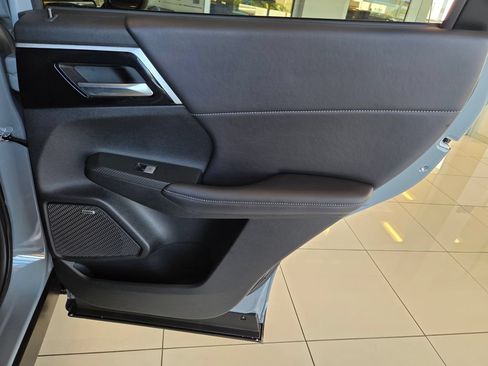 Used 2026 Mitsubishi Outlander LE AWD/4WD image 28