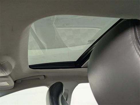 Used 2014 Lincoln MKZ Hybrid w/ Equipment Group 202A Reserve image 13