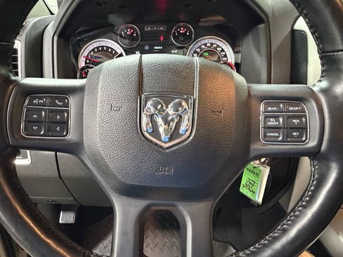 Used 2019 RAM 1500 Warlock AWD/4WD image 35