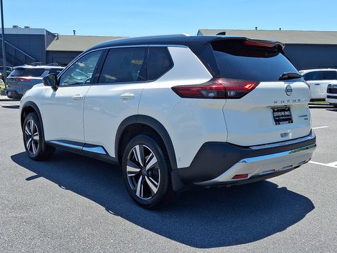 Certified 2023 Nissan Rogue Platinum AWD/4WD image 5