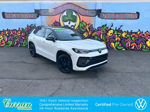Certified 2025 Volkswagen Tiguan SE R-Line AWD/4WD image 1